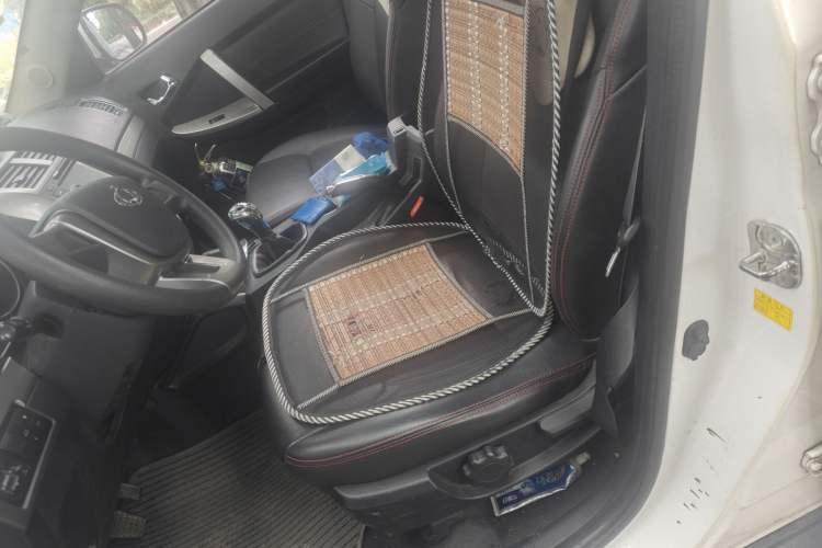 Used Geely Auto GX7 2015 Classic Edition 1.8L Manual New Urban Model China IV Left Front Seat