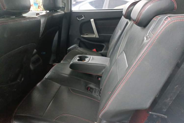 Used Geely Auto GX7 2015 Sports Edition 2.0L Manual Elite Model Left Rear Seat