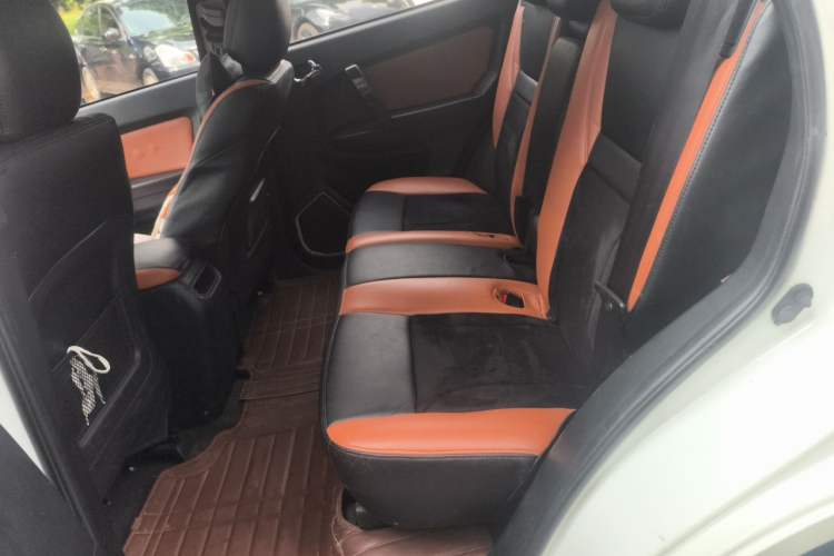 Used Geely Auto GX7 2015 Classic Edition 1.8L Manual Elite Model China V Standard Left Rear Seat