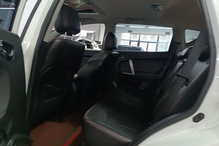 Used Geely Auto GX7 2015 Classic Edition 1.8L Manual Elite Model China V Standard Left Rear Seat