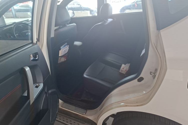 Used Geely Auto GX7 2015 Classic Edition 1.8L Manual Urban Model China IV Left Rear Seat