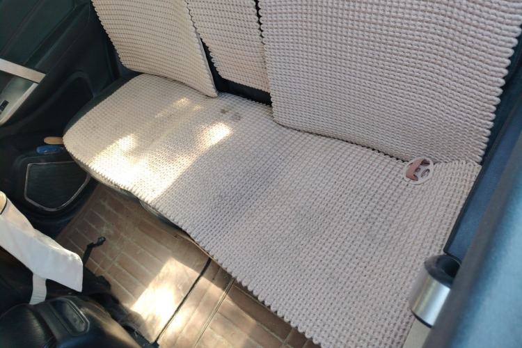Used Geely Auto GX7 2015 Classic Edition 1.8L Manual Elite Model China IV Left Rear Seat