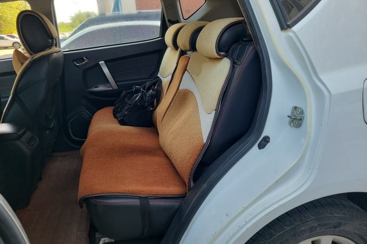 Used Geely Auto GX7 2015 Classic Edition 1.8L Manual Elite Model China IV Left Rear Seat