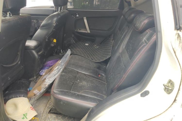 Used Geely Auto GX7 2015 Classic Edition 1.8L Manual – Exclusive for Online Retailers – China IV Standard Left Rear Seat