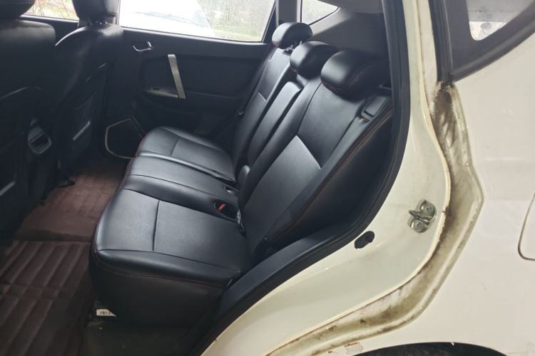Used Geely Auto GX7 2015 Classic Edition 1.8L Manual Elite Model China IV Left Rear Seat