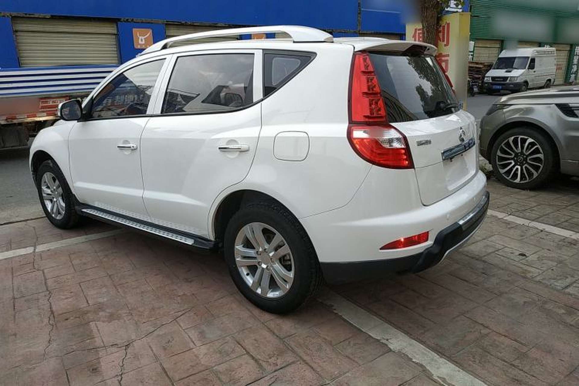 Used Geely Auto GX7 2015 Classic Edition 1.8L Manual Urban Model China IV Left Side