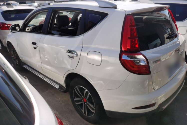 Used Geely Auto GX7 2015 Sports Edition 2.0L Automatic Luxury Upgrade Version China V Standard Left Side