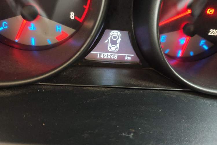 Used Geely Auto GX7 2015 Classic Edition 1.8L Manual Elite Model China IV Odometer Close Up