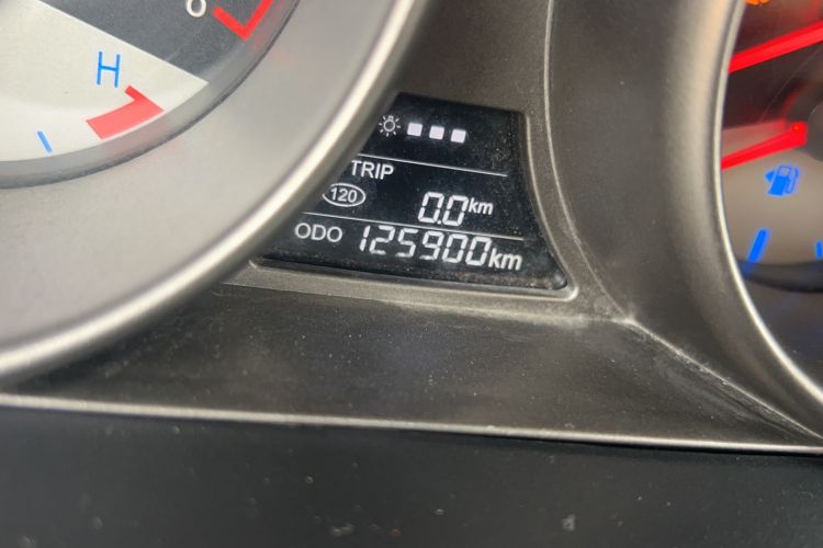 Used Geely Auto GX7 2015 Classic Edition 1.8L Manual Urban Model China IV Odometer Close Up