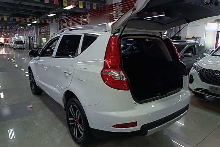 Used Geely Auto GX7 2015 Classic Edition 1.8L Manual Elite Model China V Standard Rear Left 45 Deg