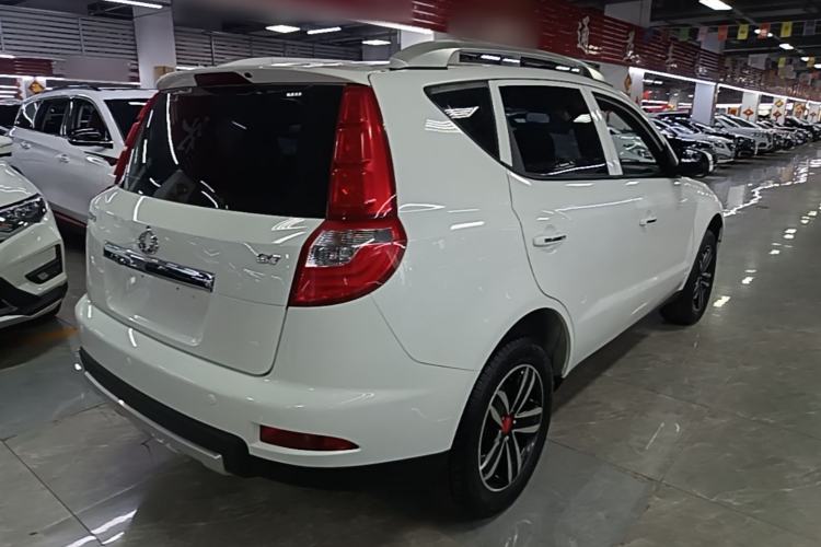 Used Geely Auto GX7 2015 Classic Edition 1.8L Manual Elite Model China V Standard Rear Right 45 Deg