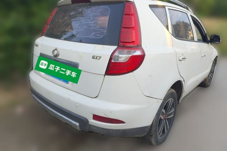 Used Geely Auto GX7 2015 Classic Edition 1.8L Manual Elite Model China V Standard Rear Right 45 Deg