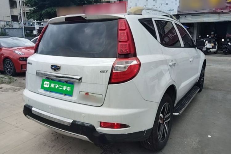 Used Geely Auto GX7 2015 Classic Edition 1.8L Manual Elite Model China V Standard Rear Right 45 Deg