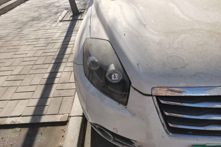 Used Geely Auto GX7 2015 Sports Edition 2.0L Automatic Prestige Model Right Front Headlight