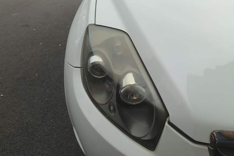 Used Geely Auto GX7 2015 Classic Edition 1.8L Manual Urban Model China IV Right Front Headlight