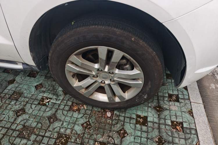 Used Geely Auto GX7 2015 Classic Edition 1.8L Manual Urban Model China IV Right Front Wheel Hub