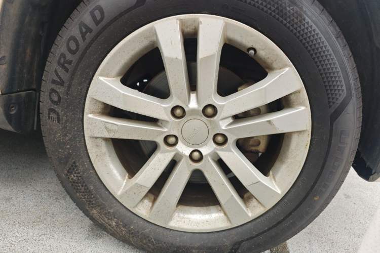 Used Geely Auto GX7 2015 Classic Edition 1.8L Manual Urban Model China V Standard Right Front Wheel Hub