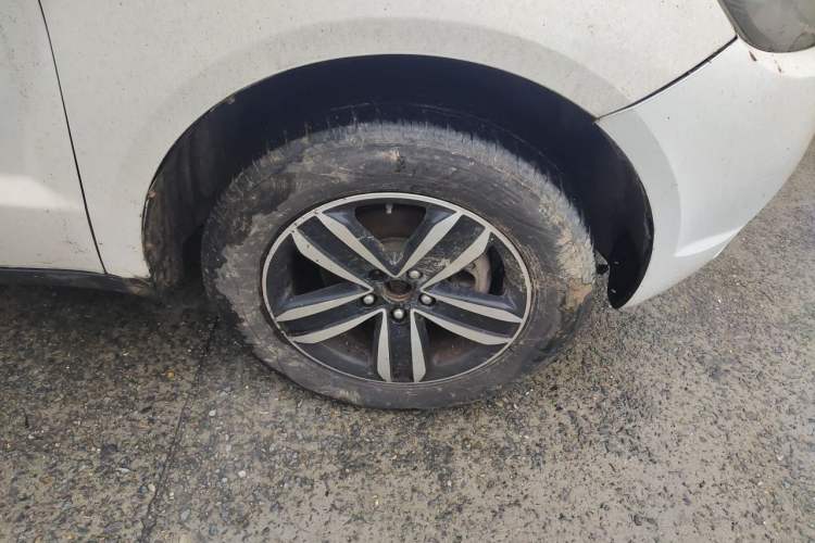 Used Geely Auto GX7 2015 Classic Edition 1.8L Manual – Exclusive for Online Retailers – China IV Standard Right Front Wheel Hub