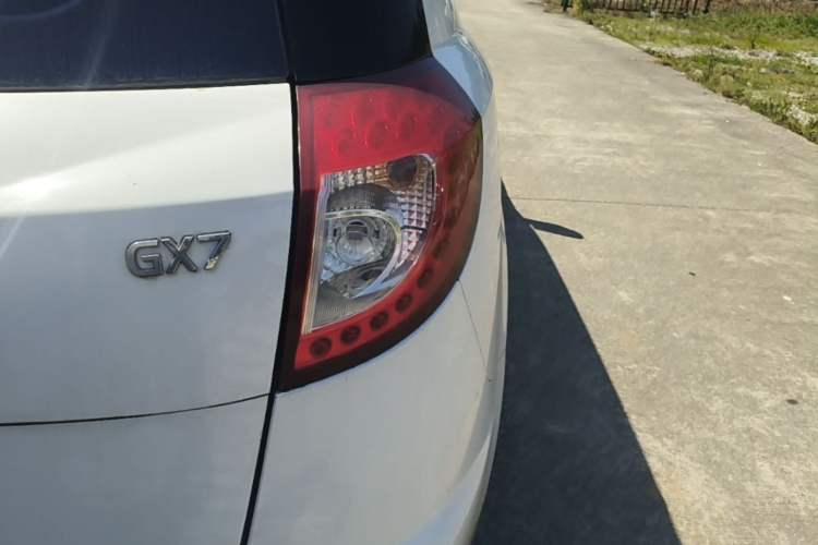 Used Geely Auto GX7 2015 Classic Edition 1.8L Manual – Exclusive for Online Retailers – China IV Standard Right Rear Taillight