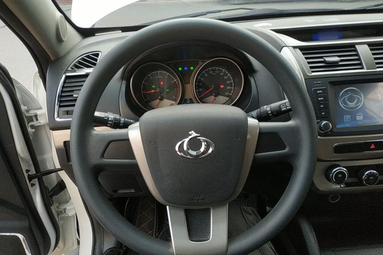 Used Geely Auto GX7 2015 Classic Edition 1.8L Manual Urban Model China IV Steering Wheel