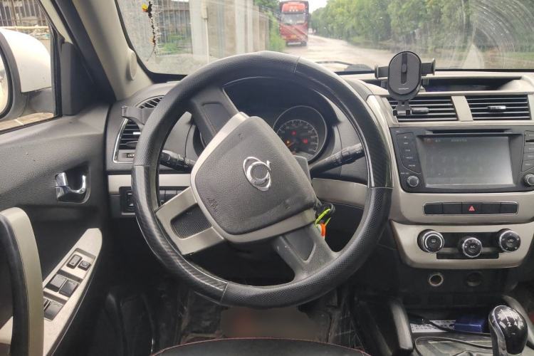 Used Geely Auto GX7 2015 Classic Edition 1.8L Manual – Exclusive for Online Retailers – China IV Standard Steering Wheel