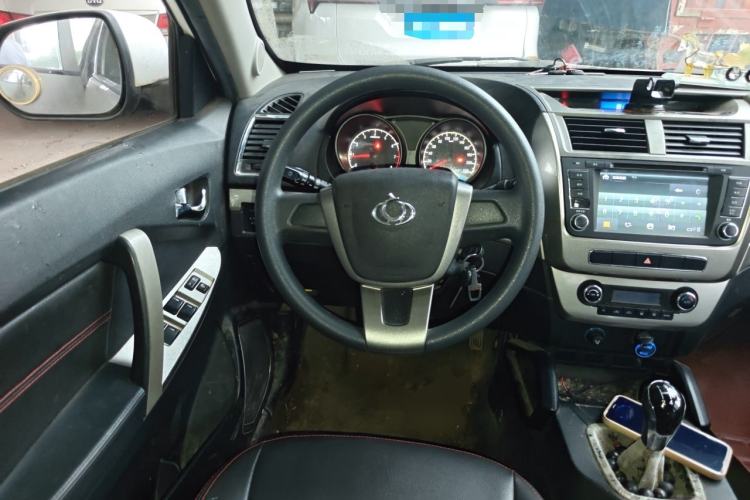 Used Geely Auto GX7 2015 Classic Edition 1.8L Manual Elite Model China IV Steering Wheel