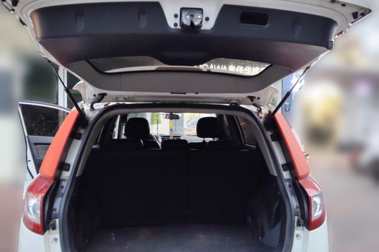 Used Geely Auto GX7 2015 Classic Edition 1.8L Manual - Exclusive for Online Retailers - China V Standard Trunk