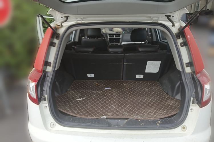 Used Geely Auto GX7 2015 Classic Edition 1.8L Manual Urban Model China IV Trunk