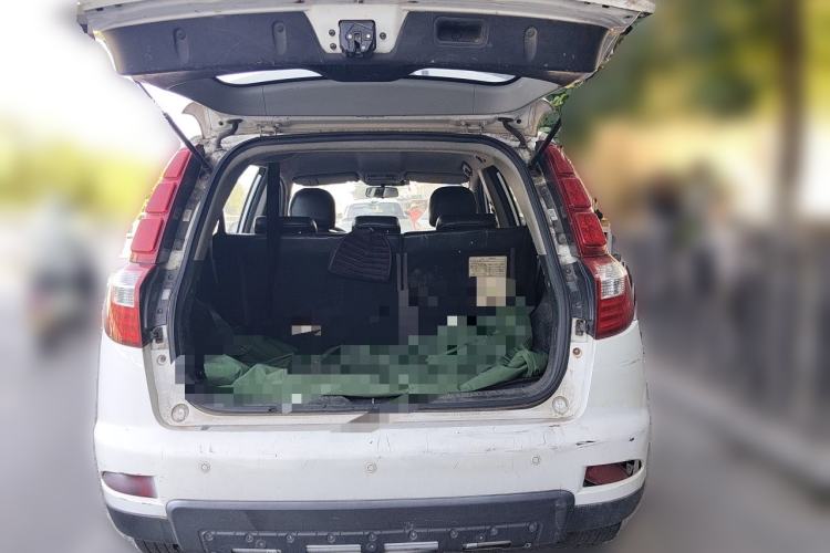 Used Geely Auto GX7 2015 Classic Edition 1.8L Manual Urban Model China IV Trunk