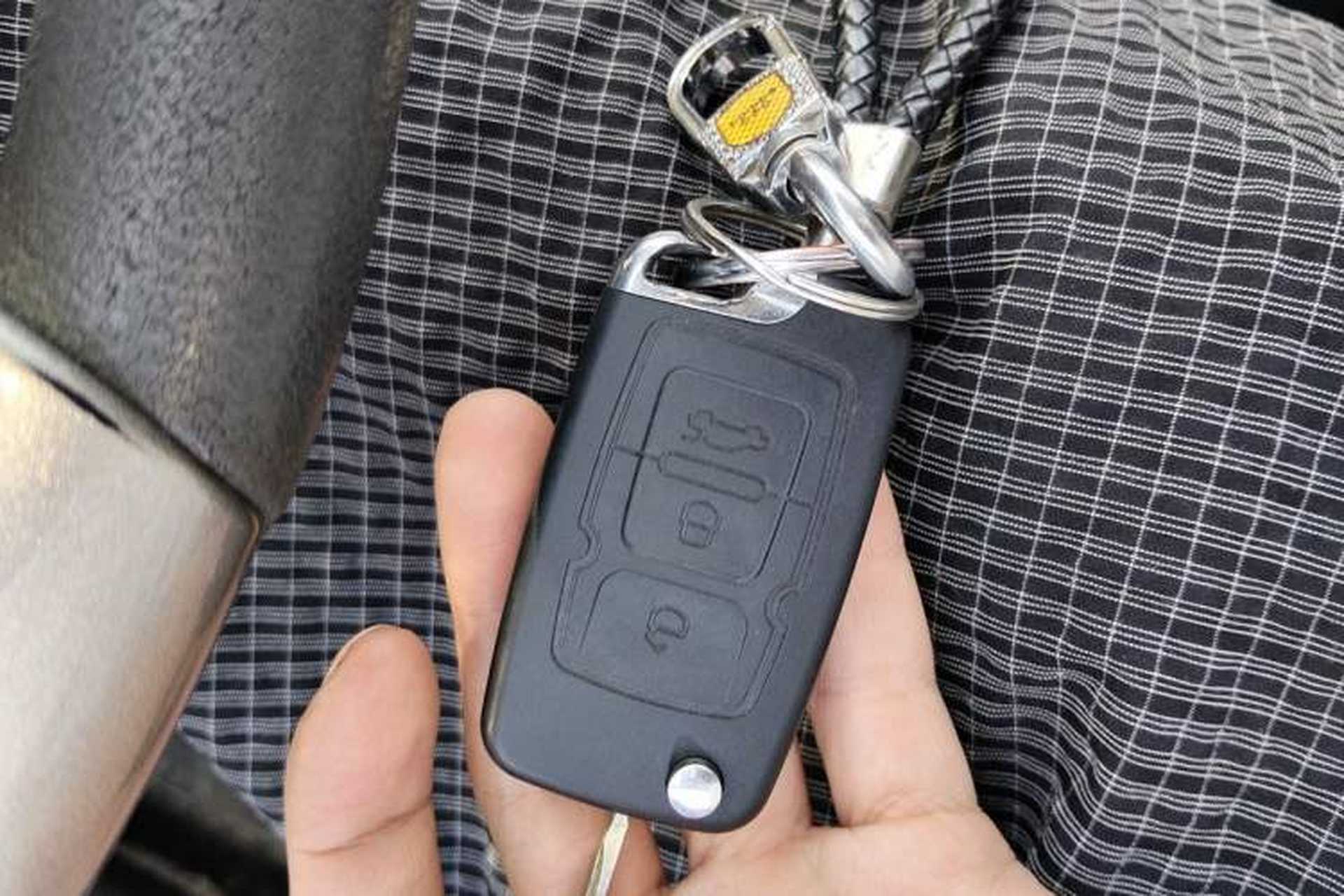 Used Geely Auto GX7 2015 Classic Edition 1.8L Manual Elite Model China IV Vehicle Key