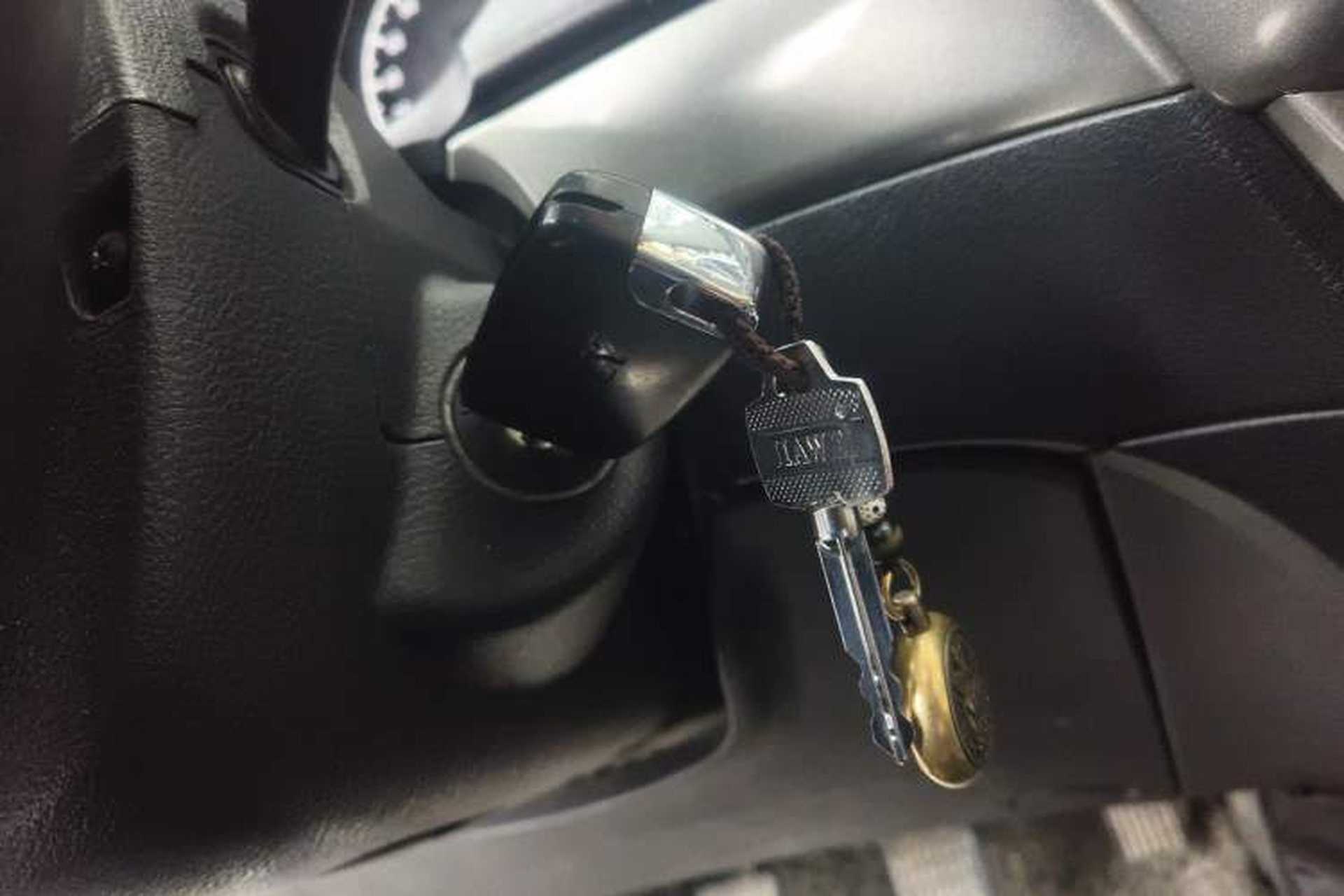 Used Geely Auto GX7 2015 Classic Edition 1.8L Manual Elite Model China V Standard Vehicle Key