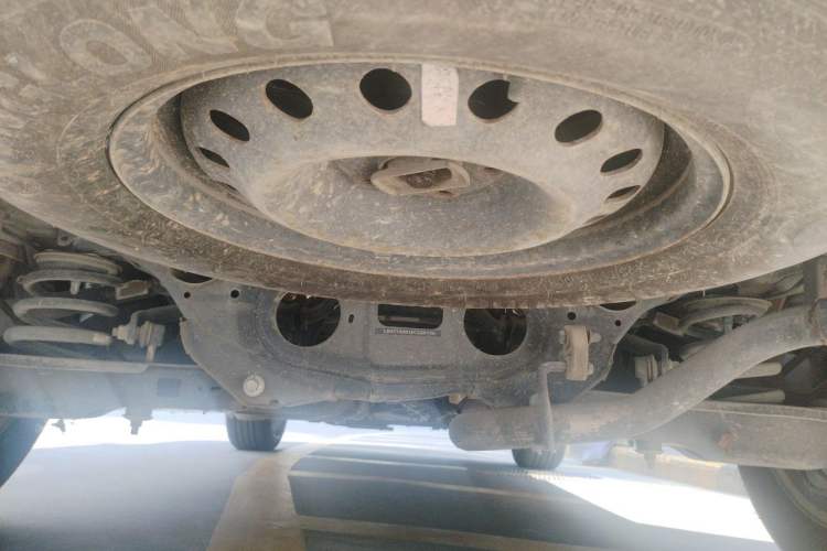 Used Geely Auto GX7 2015 Classic Edition 1.8L Manual Elite Model China IV Chassis Rear