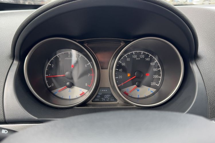 Used Geely Auto GX7 2015 Classic Edition 1.8L Manual Elite Model China V Standard Instrument Cluster