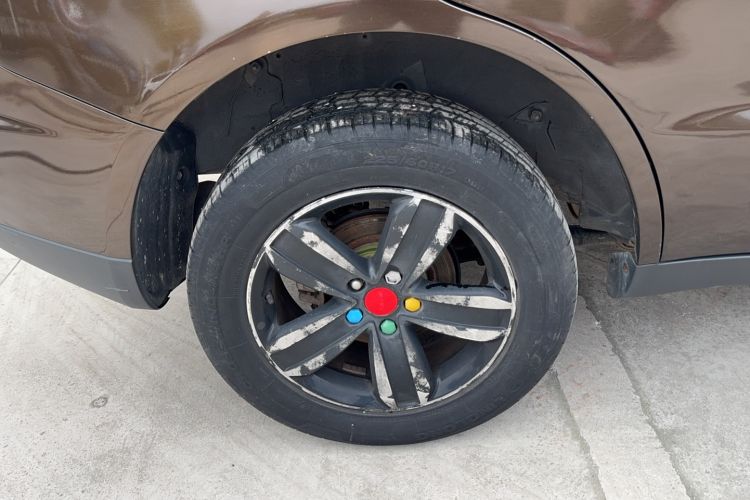 Used Geely Auto GX7 2015 Classic Edition 1.8L Manual Elite Model China V Standard Right Rear Wheel Hub