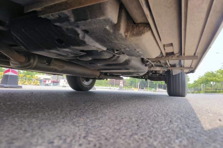 Used Geely Auto GX9 2014 2.4L Automatic Two-Wheel Drive Prestige Version Chassis Front Left