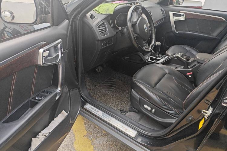Used Geely Auto GX9 2014 2.4L Automatic Two-Wheel Drive Prestige Version Driver Seat