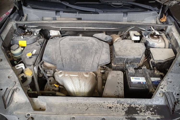 Used Geely Auto GX9 2014 2.4L Automatic Two-Wheel Drive Prestige Version Engine Bay