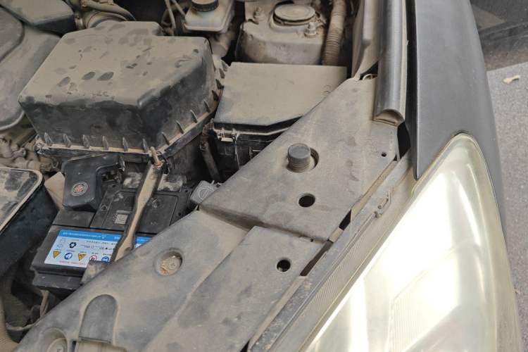 Used Geely Auto GX9 2014 2.4L Manual 4x4 Prestige Edition Engine Bay Left