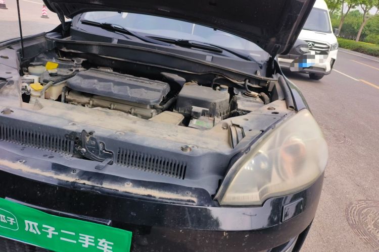 Used Geely Auto GX9 2014 2.4L Automatic Two-Wheel Drive Prestige Version Engine Bay Left