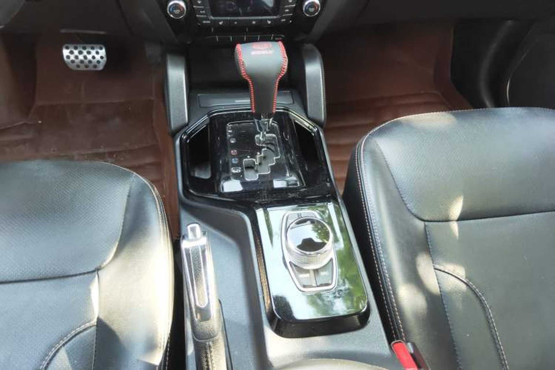 Used Geely Auto GX9 2014 2.4L Automatic Two-Wheel Drive Prestige Version Gear Lever