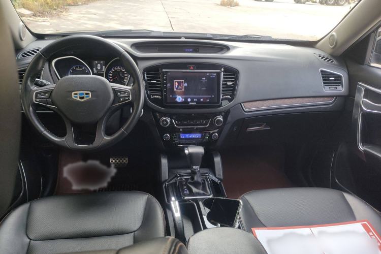 Used Geely Auto GX9 2014 2.4L Automatic Two-Wheel Drive Luxury Version Interior 2