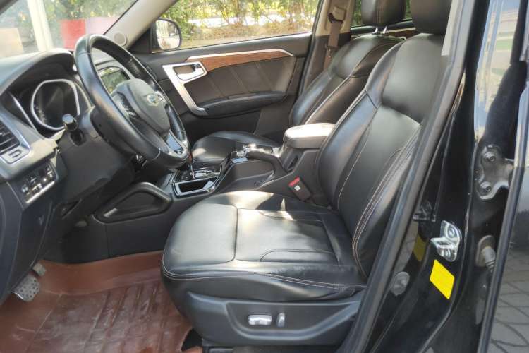 Used Geely Auto GX9 2014 2.4L Automatic Two-Wheel Drive Prestige Version Left Front Seat