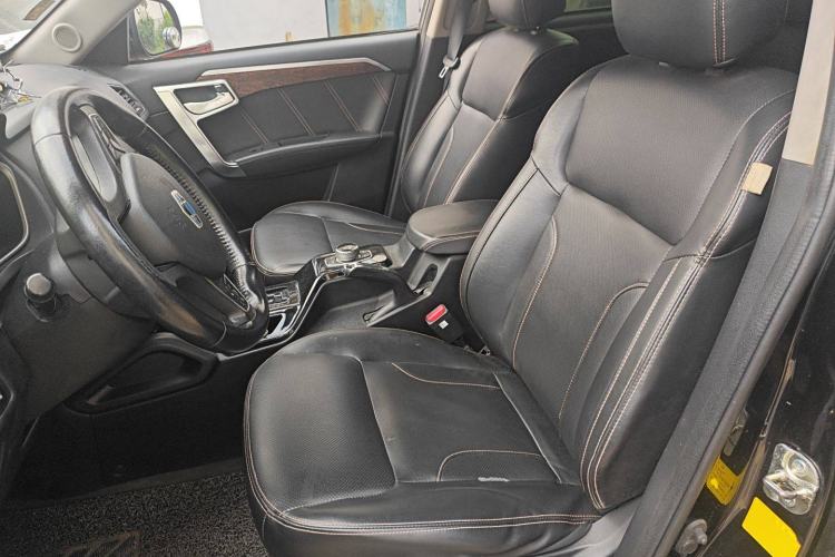 Used Geely Auto GX9 2014 2.4L Automatic Two-Wheel Drive Prestige Version Left Front Seat