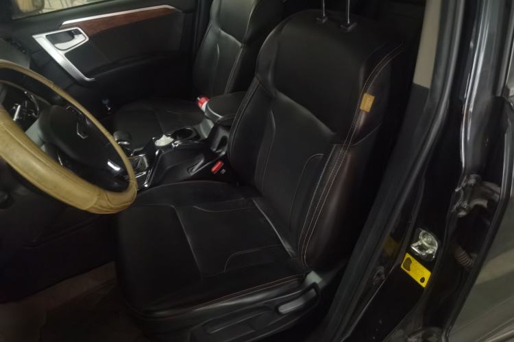 Used Geely Auto GX9 2014 2.4L Automatic Two-Wheel Drive Luxury Version Left Front Seat