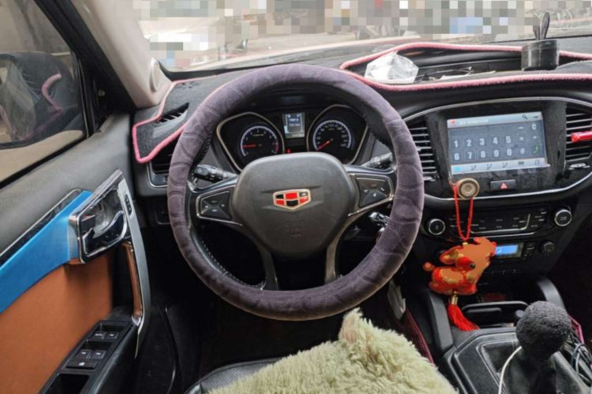 Used Geely Auto GX9 2014 2.4L Manual Two-Wheel Drive Luxury Version Steering Wheel