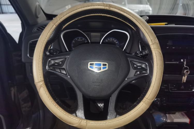 Used Geely Auto GX9 2014 2.4L Automatic Two-Wheel Drive Luxury Version Steering Wheel