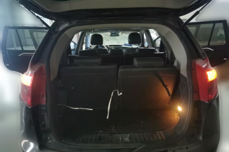 Used Geely Auto GX9 2014 2.4L Automatic Two-Wheel Drive Luxury Version Trunk