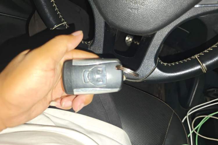 Used Geely Auto GX9 2014 2.4L Automatic Two-Wheel Drive Luxury Version Vehicle Key