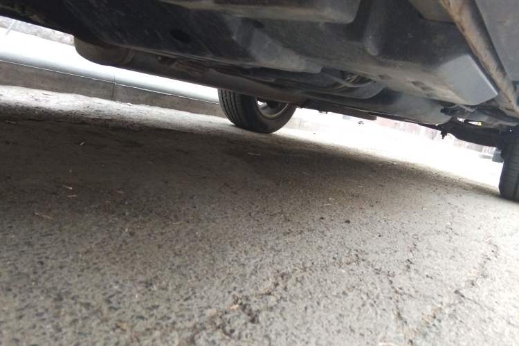Used Geely Auto GX9 2014 2.4L Automatic Two-Wheel Drive Prestige Version Chassis Front Left