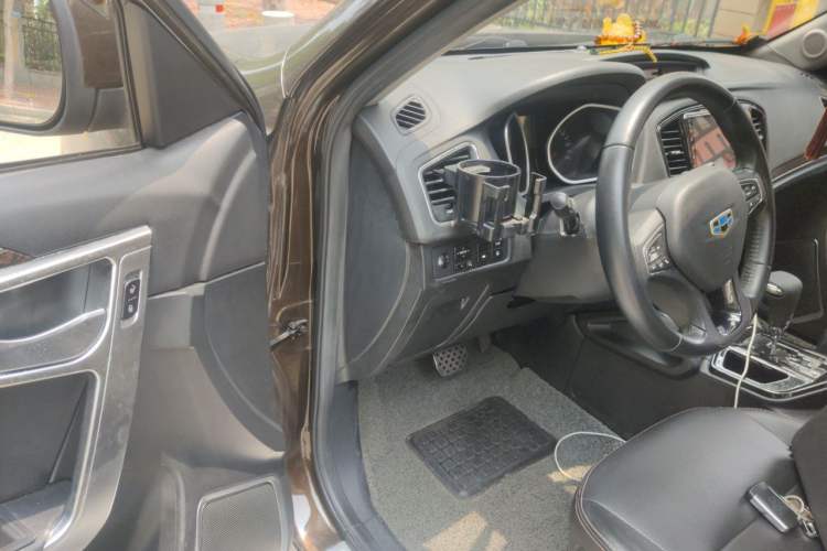 Used Geely Auto GX9 2014 2.4L Automatic Two-Wheel Drive Prestige Version Driver Seat